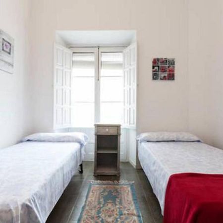 Apartamentos Rg Arenal Sevilla Oda fotoğraf