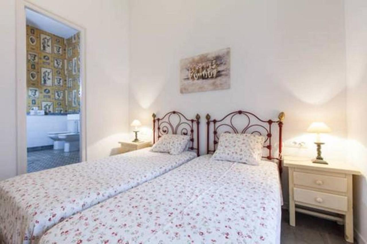Apartamentos Rg Arenal Sevilla Oda fotoğraf